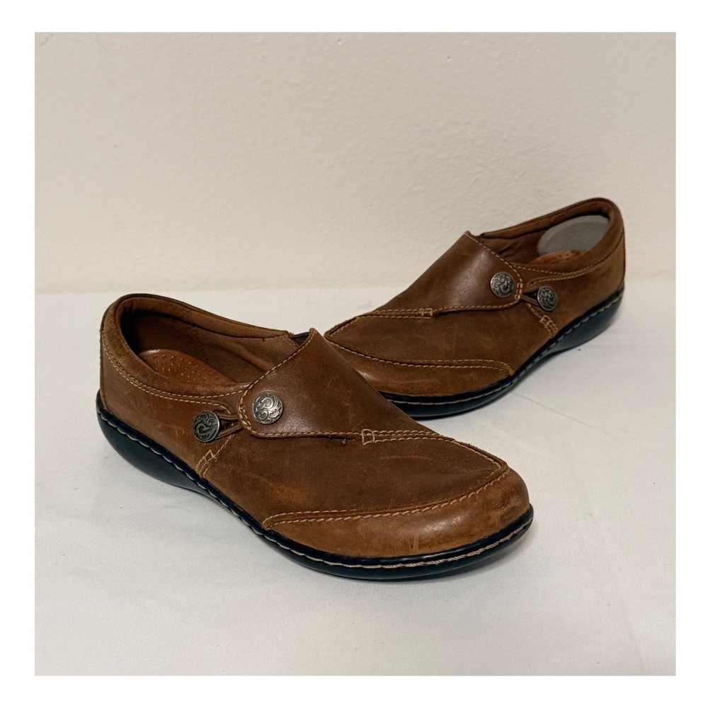 Clarks‎ Ashland Lane Loafers Sz 6 Leather Unstructured Button Slip On Shoes